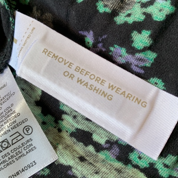 LOFT  Floral Smocked Flounce Dress - Size Small - Picture 14 of 14